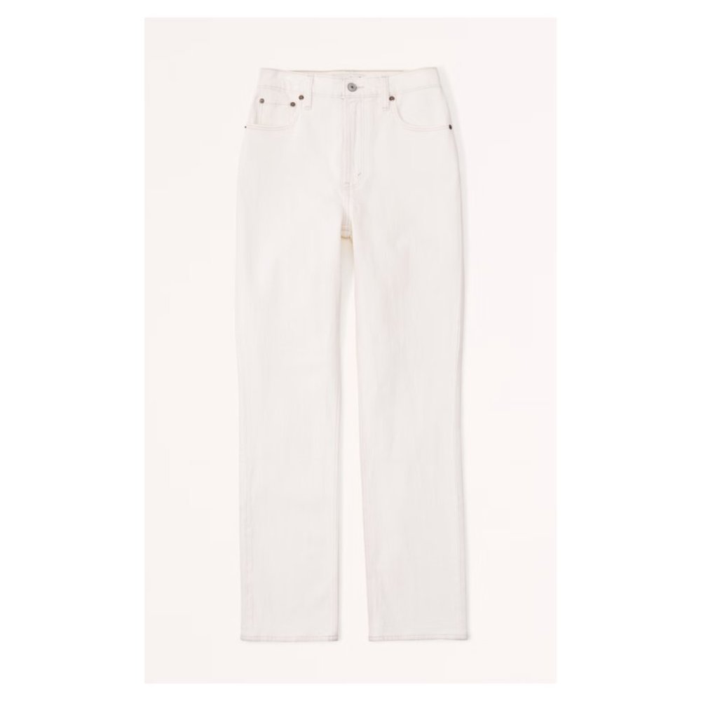 * NWT* Curve Love Ultra High Rise 90s Straight Jean (Size 26)